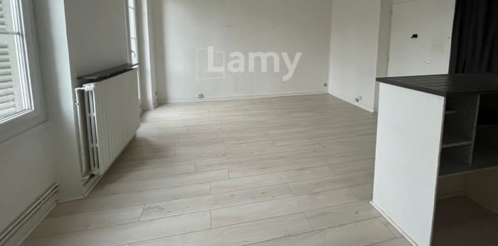 Image 7 sur 13 - Appartement  ·  Location · Dijon (21000) · 2 pièces · 40m²