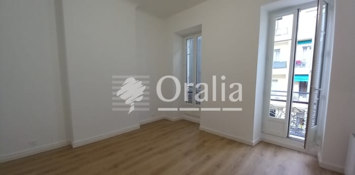 Image 5 sur 9 - Appartement  ·  Location · Marseille (13004) · 3 pièces · 61m²