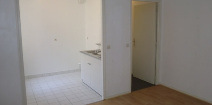 Image 4 sur 4 - Appartement  ·  Location · Paris (75009) · 2 pièces · 54m²