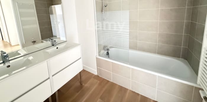 Image 8 sur 9 - Appartement  ·  Location · Notre Dame De Bondeville (76960) · 3 pièces · 65m²