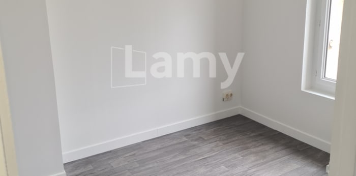 Image 4 sur 8 - Appartement  ·  Location · St Maximin (60740) · 5 pièces · 85m²