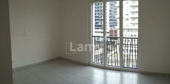 Image 2 sur 5 - Appartement  ·  Location · Nancy (54000) · 1 pièce · 21m²