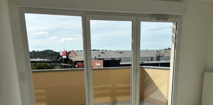 Image 2 sur 11 - Appartement  ·  Location · Valence (26000) · 4 pièces · 85m²