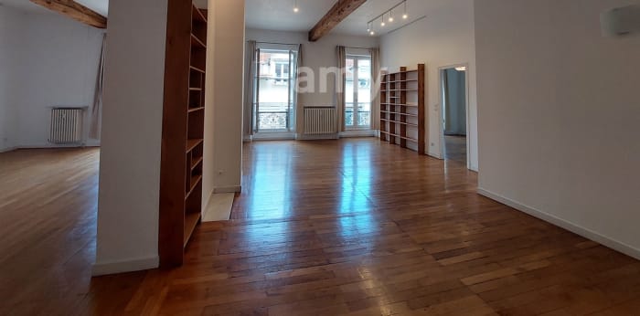 Image 6 sur 13 - Appartement  ·  Location · Grenoble (38000) · 5 pièces · 176m²