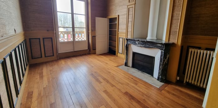 Image 8 sur 13 - Appartement  ·  Location · Sens (89100) · 5 pièces · 127m²