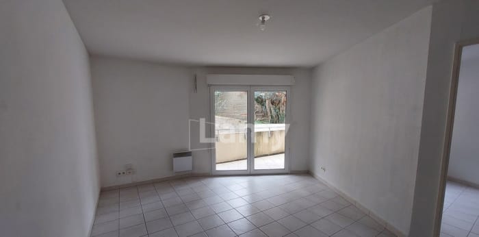 Image 4 sur 17 - Appartement  ·  Location · Nimes (30900) · 2 pièces · 44m²