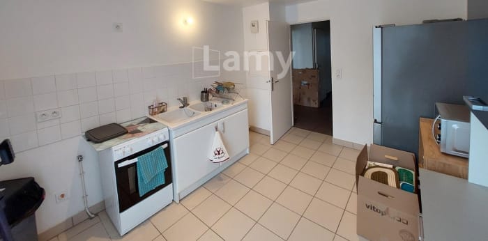 Image 5 sur 9 - Appartement  ·  Location · Epernay (51200) · 4 pièces · 99m²