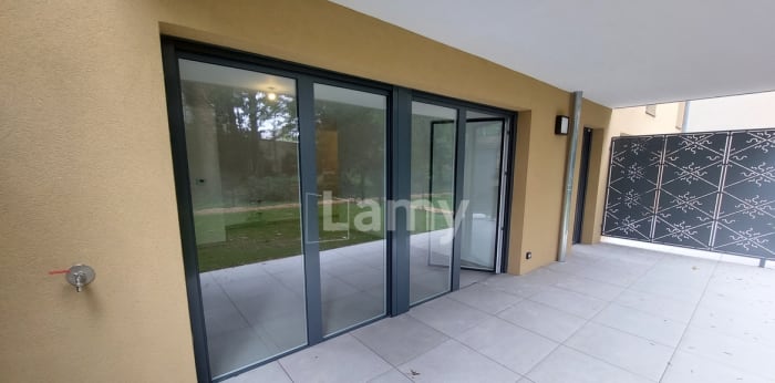 Image 6 sur 9 - Appartement  ·  Location · Bourg En Bresse (01000) · 2 pièces · 48m²