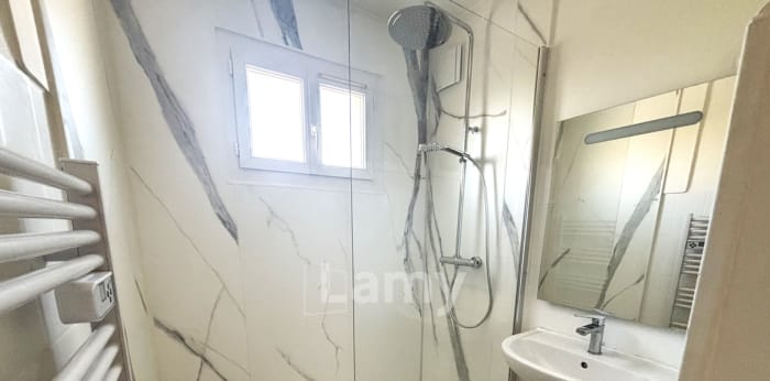 Image 11 sur 11 - Appartement  ·  Location · Salon De Provence (13300) · 3 pièces · 59m²