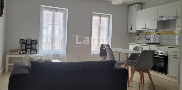Image 4 sur 8 - Appartement  ·  Location · Agen (47000) · 2 pièces · 31m²