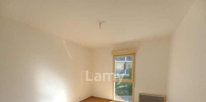 Image 3 sur 9 - Appartement  ·  Location · Drumettaz Clarafond (73420) · 2 pièces · 57m²