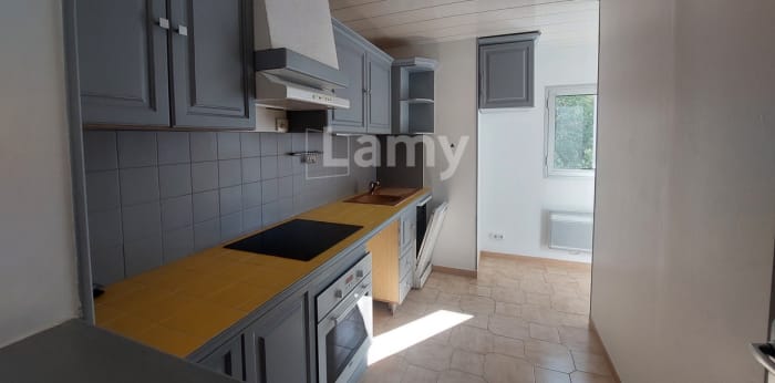 Image 7 sur 20 - Appartement  ·  Location · Nimes (30000) · 3 pièces · 64m²