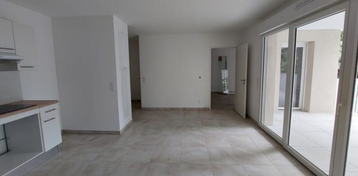 Image 5 sur 13 - Appartement  ·  Location · Nimes (30000) · 2 pièces · 44m²