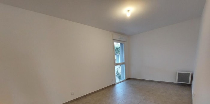Image 4 sur 8 - Appartement  ·  Location · Avignon (84000) · 3 pièces · 61m²