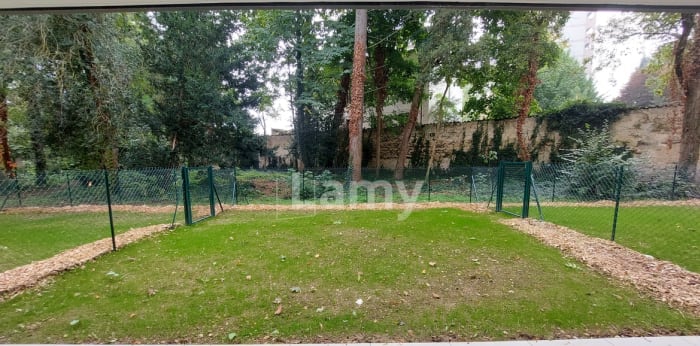 Image 5 sur 9 - Appartement  ·  Location · Bourg En Bresse (01000) · 2 pièces · 48m²
