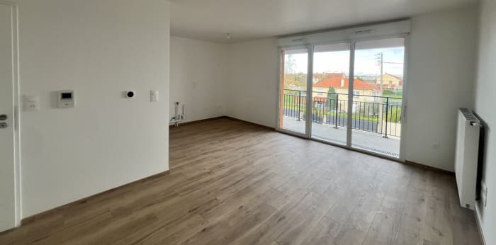 Image 1 sur 5 - Appartement  ·  Location · Reims (51100) · 1 pièce · 30m²