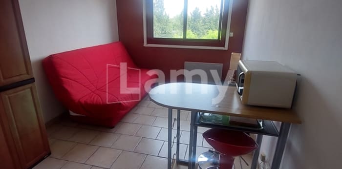 Image 2 sur 8 - Appartement  ·  Location · Aix En Provence (13090) · 1 pièce · 17m²
