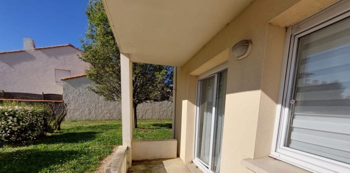 Image 1 sur 10 - Appartement  ·  Location · Les Sables D Olonne (85180) · 2 pièces · 45m²