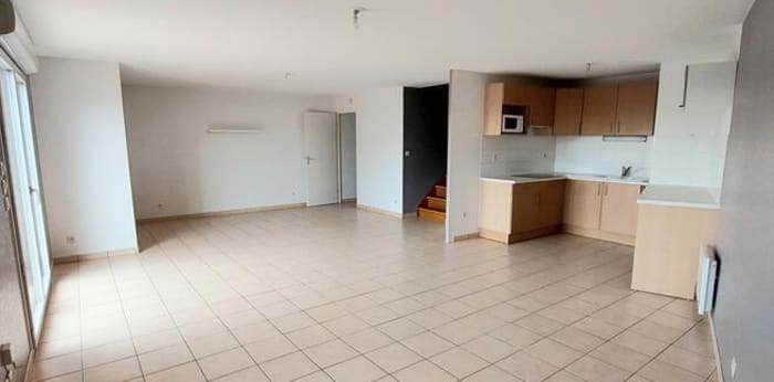 Image 1 sur 4 - Appartement  ·  Location · Toulouse (31200) · 3 pièces · 76m²
