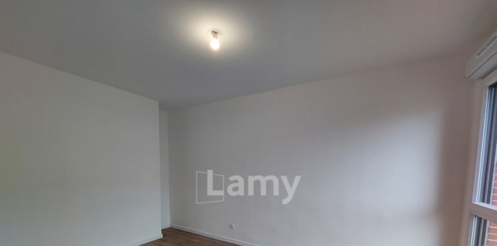 Image 8 sur 10 - Appartement  ·  Location · Douai (59500) · 2 pièces · 39m²