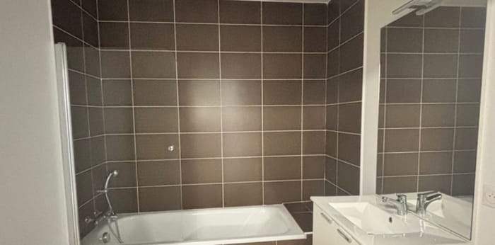 Image 6 sur 6 - Appartement  ·  Location · Frejus (83600) · 2 pièces · 42m²