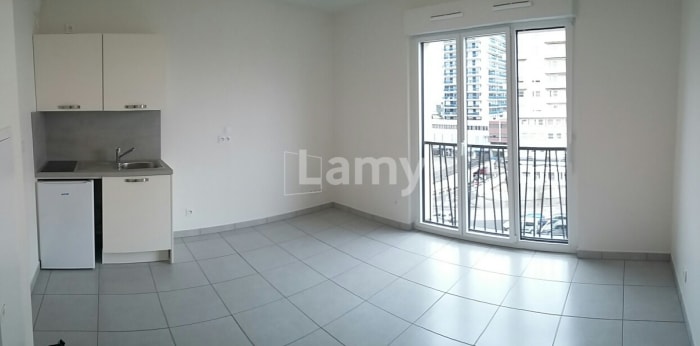 Image 1 sur 5 - Appartement  ·  Location · Nancy (54000) · 1 pièce · 21m²