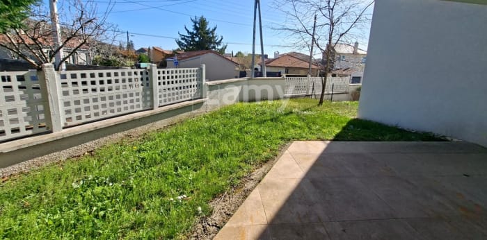 Image 3 sur 10 - Appartement  ·  Location · Clermont Ferrand (63100) · 4 pièces · 83m²