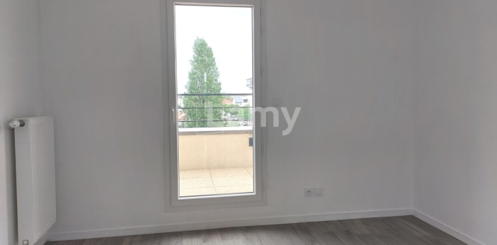 Image 8 sur 15 - Appartement  ·  Location · Orleans (45000) · 4 pièces · 85m²