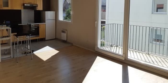 Image 2 sur 10 - Appartement  ·  Location · Valenciennes (59300) · 2 pièces · 48m²