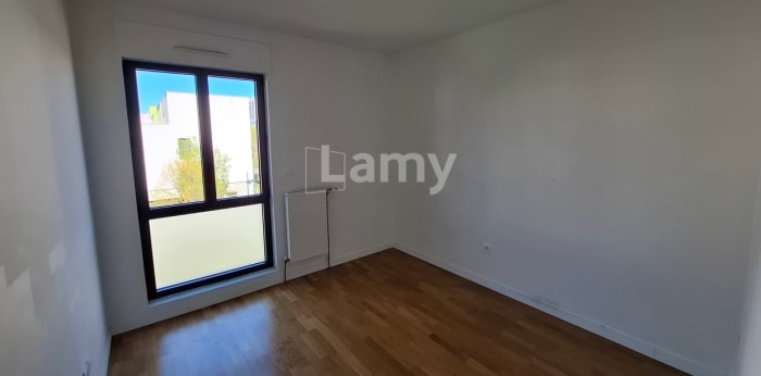 Image 5 sur 9 - Appartement  ·  Location · Reims (51100) · 3 pièces · 83m²