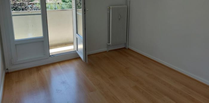 Image 2 sur 4 - Appartement  ·  Location · Besancon (25000) · 3 pièces · 58m²