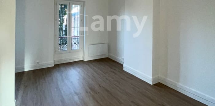 Image 6 sur 9 - Appartement  ·  Location · Villeneuve Le Roi (94290) · 3 pièces · 43m²