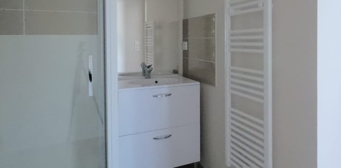 Image 5 sur 7 - Appartement  ·  Location · Dijon (21000) · 2 pièces · 38m²