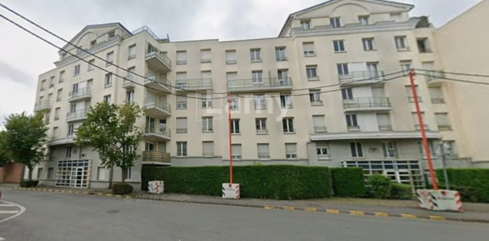 Image 1 sur 4 - Appartement  ·  Location · Lille (59800) · 2 pièces · 47m²