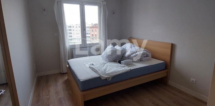 Image 4 sur 8 - Appartement  ·  Location · Villeurbanne (69100) · 3 pièces · 66m²