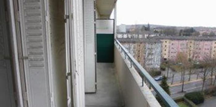 Image 2 sur 9 - Appartement  ·  Location · Belfort (90000) · 3 pièces · 73m²