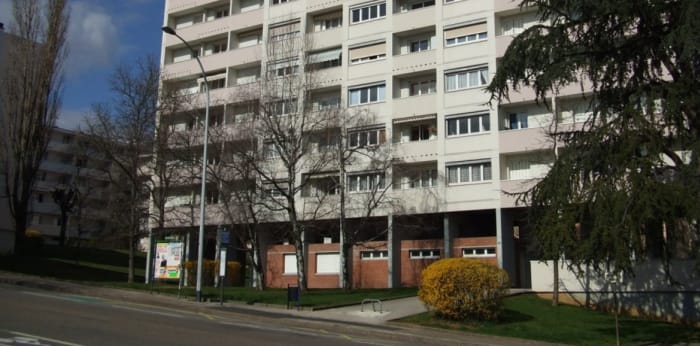 Image 1 sur 1 - Parking/box  ·  Location · Besancon (25000) · 12m²