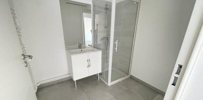 Image 5 sur 9 - Appartement  ·  Location · Villefranche Sur Saone (69400) · 2 pièces · 46m²