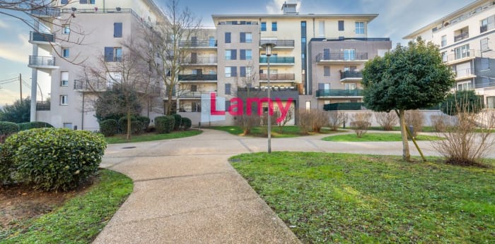 Image 2 sur 9 - Appartement  ·  Location · Villeneuve Le Roi (94290) · 3 pièces · 67m²