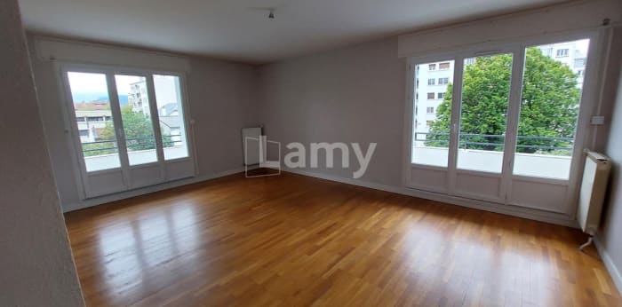 Image 10 sur 11 - Appartement  ·  Location · Grenoble (38100) · 4 pièces · 111m²