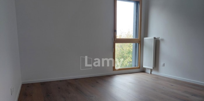 Image 3 sur 6 - Appartement  ·  Location · Tours (37000) · 3 pièces · 62m²