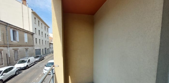 Image 16 sur 20 - Appartement  ·  Location · Nimes (30000) · 1 pièce · 18m²