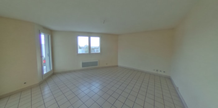 Image 4 sur 8 - Appartement  ·  Location · Grenoble (38100) · 4 pièces · 77m²
