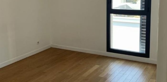 Image 3 sur 7 - Appartement  ·  Location · Fontaines Sur Saone (69270) · 5 pièces · 118m²