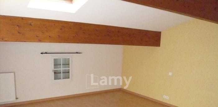 Image 3 sur 3 - Maison/villa  ·  Location · Neac (33500) · 5 pièces · 153m²