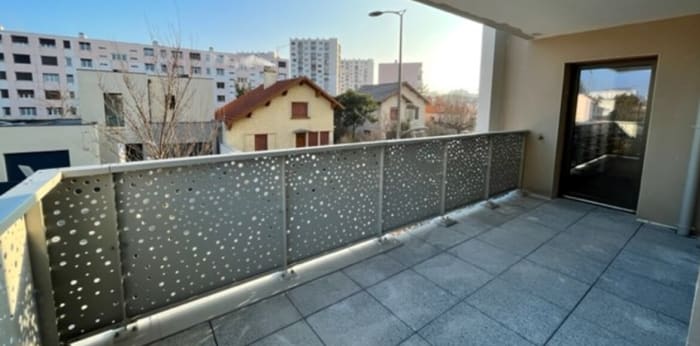 Image 4 sur 5 - Appartement  ·  Location · St Priest (69800) · 2 pièces · 55m²