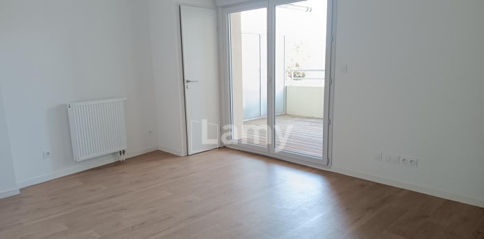 Image 2 sur 7 - Appartement  ·  Location · Fondettes (37230) · 2 pièces · 42m²