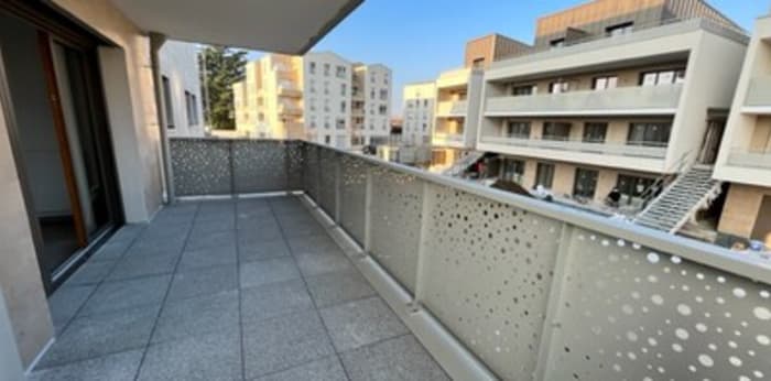Image 5 sur 6 - Appartement  ·  Location · St Priest (69800) · 3 pièces · 72m²