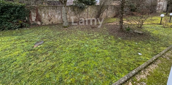 Image 8 sur 9 - Appartement  ·  Location · Dijon (21000) · 1 pièce · 18m²