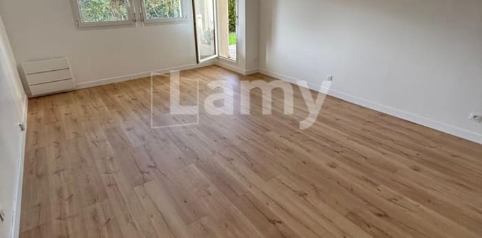 Image 1 sur 8 - Appartement  ·  Location · Cergy (95800) · 2 pièces · 50m²